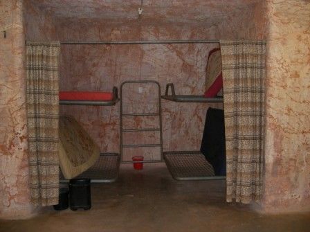 180 - Inside the Backpackers Inn.JPG