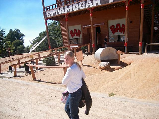 062.JPG
